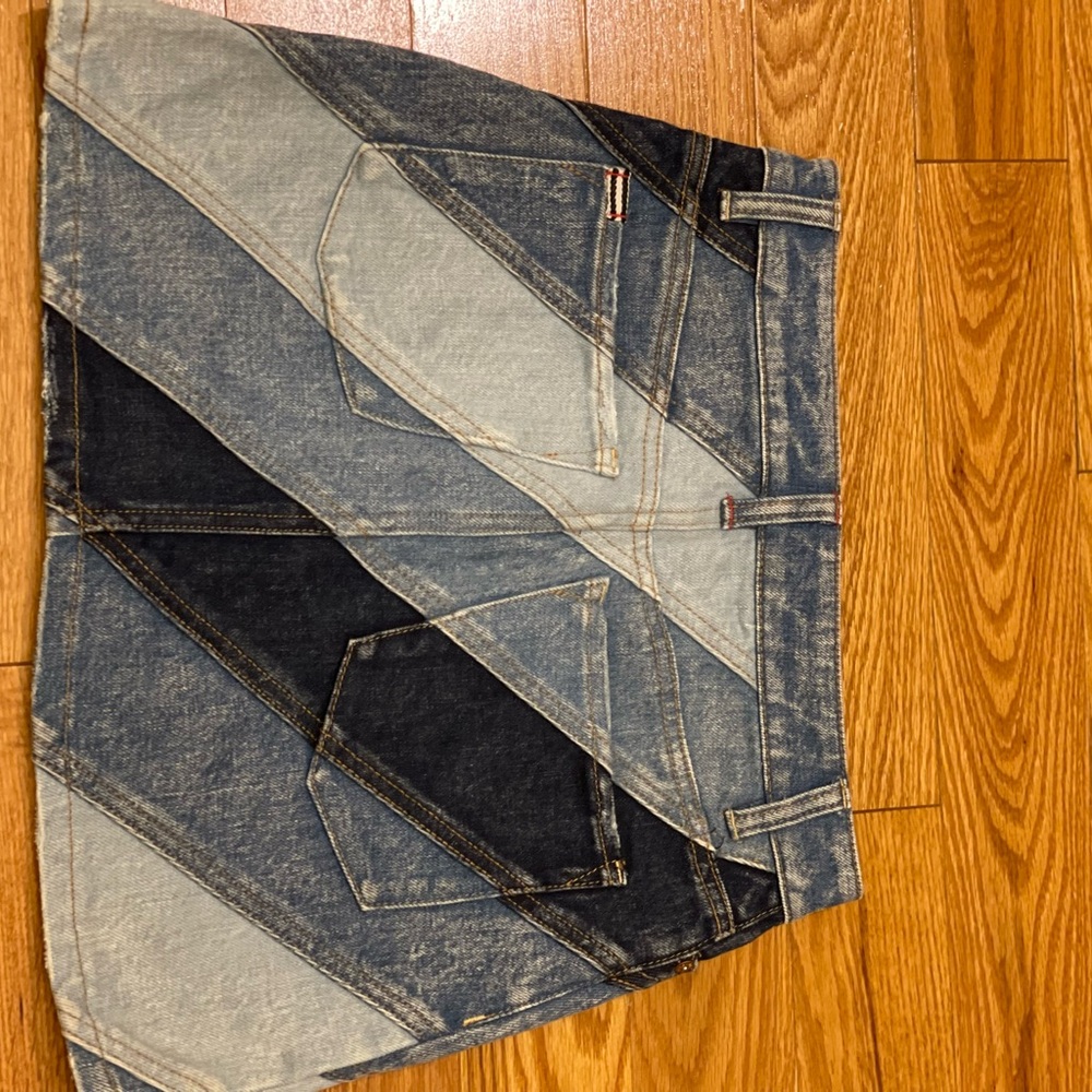 Alice + Olivia Blue Denim Jeans - Picture 9 of 13